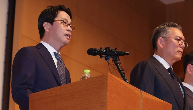 조좌진 롯데카드 대표이사가 18일 서울 중구 부영태평빌딩에서 해킹 사고로 인한 고객 정보 유출사태에 대해 설명하고 있다. [이승환 기자]