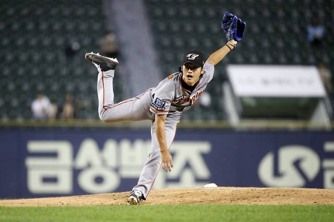 한화 이글스가 윤산흠을 대체 선발로 내세웠다. 사진은 한화에서 활약 중인 윤산흠의 모습. /사진=뉴시스
