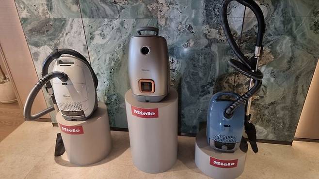 [서울=뉴시스]이지용 기자 = 밀레의 프리미엄 유선 청소기 '가드 L1'. 2025.09.17. leejy5223@newsis.com *재판매 및 DB 금지