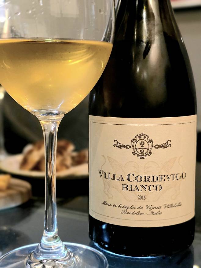 콤마와인 수입 빌라 꼬르데비고 비앙코.