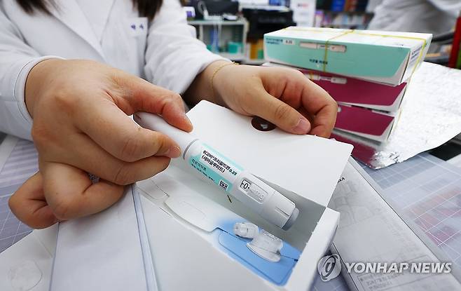 약국에서 판매 중인 비만환자용 의약품 위고비 [연합뉴스 자료사진]