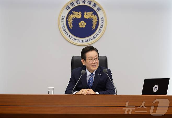 이재명 대통령이 18일 서울 용산 대통령실 청사에서 열린 수석보좌관회의에서 발언을 하고 있다. (대통령실 제공. 재판매 및 DB 금지) 2025.9.18/뉴스1 ⓒ News1 이재명 기자