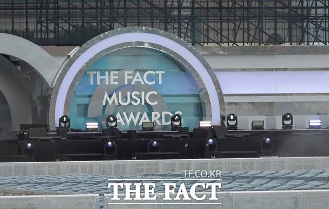 TMA 사상 처음 야외공연장에서 시상식을 갖는 2025 TMA 마카오 무대./마카오=김민지 기자