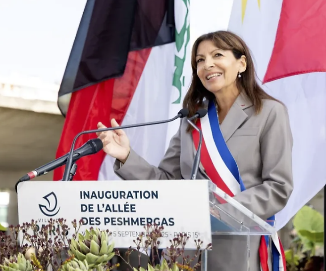 안 이달고 프랑스 파리 시장. 이달고 시장 인스타그램