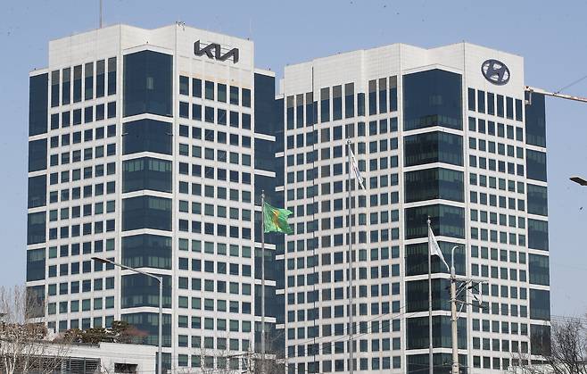 서울 서초구 양재동 현대자동차, 기아 본사 빌딩 모습. /뉴스1