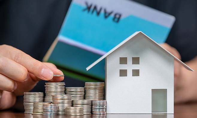 서울뿐만 아니라 세계 주요 대도시들은 지난 20년간 전례 없는 집값 폭등을 겪었다. 클립아트코리아