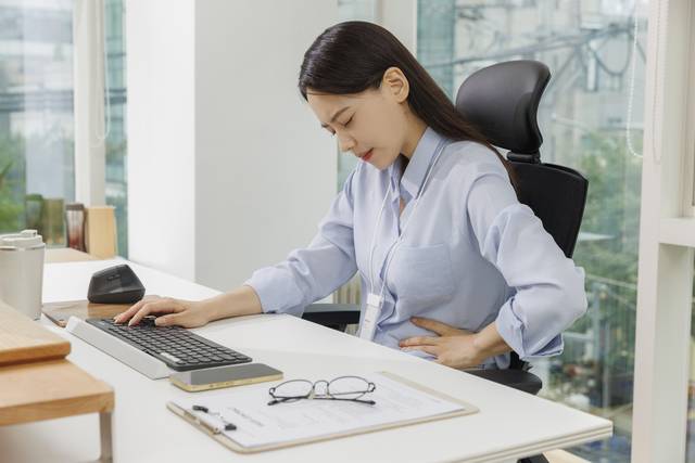 생리통은 심하면 심장마비처럼 극한 고통에 시달리게 된다. 사진은 기사의 특정 사실과 관련 없음. 클립아트코리아