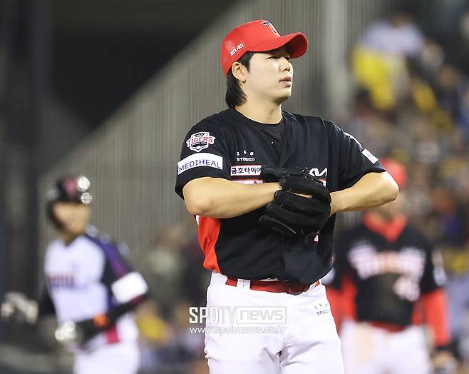 ▲ 퓨처스리그 2경기에 나가며 예열 과정을 거치고 있는 황동하 ⓒ곽혜미 기자