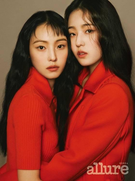 왼쪽부터 전소니, 전주니 자매 /사진=얼루어 코리아