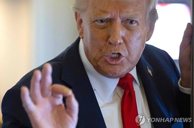 도널드 트럼프 미 대통령 [에어포스원 AFP=연합뉴스. 재판매 및 DB 금지]