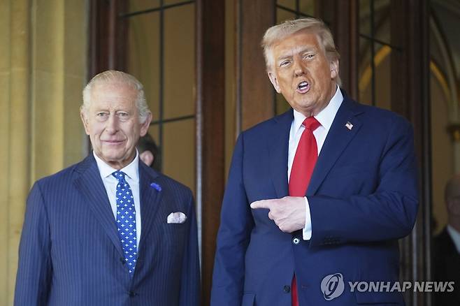 찰스 3세 영국 국왕(좌측)과 도널드 트럼프 미국 대통령(우측) [AP 연합뉴스 자료사진]
