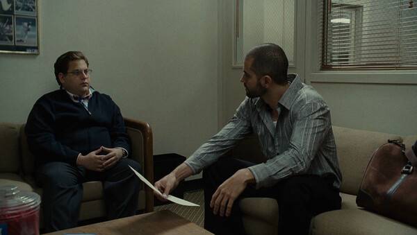 과거에는 선수를 트레이드하면 모자 사이즈, 유니폼 핏을 일일이 확인해야 했다. 사진은 영화 '머니볼'의 한 장면.