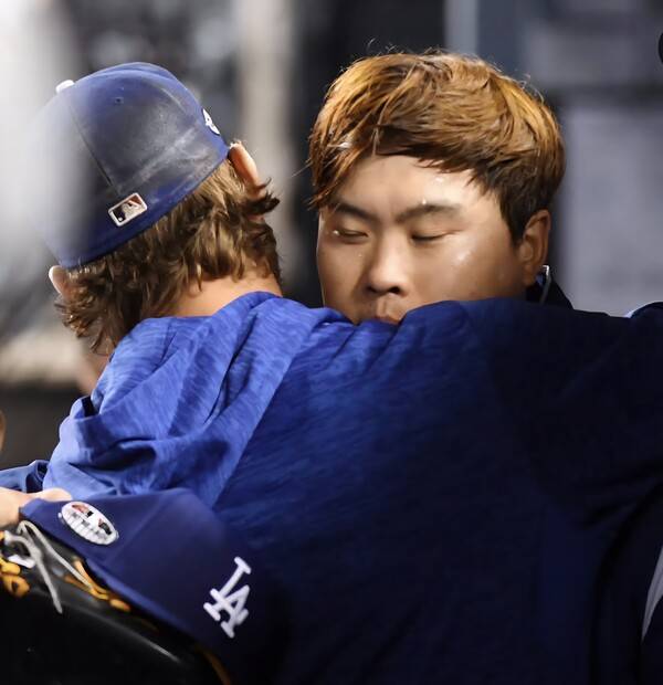 커쇼와 류현진. (사진=류현진 SNS)