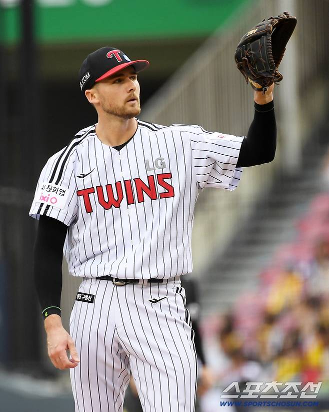 20일 잠실구장에서 열린 LG 트윈스와 삼성 라이온즈의 경기. LG 톨허스트가 역투하고 있다. 잠실=박재만 기자 pjm@sportschosun.com/2025.09.20/