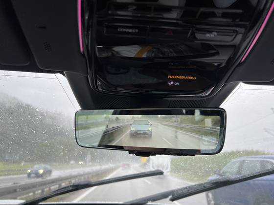 아우토반을 달리고 있는 폴스타4 모습. 사진 폴스타코리아