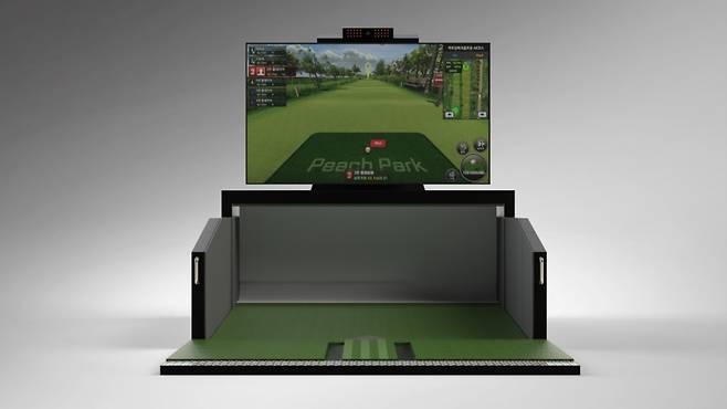'더 라이프 스타일 박람회 2025'에 참가하는 피치파크게임즈의 신모델 'TV형' 스크린 파크골프 제품./사진=피치파크게임즈