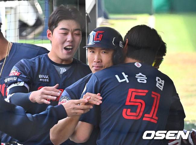 [OSEN=부산, 이석우 기자] 롯데 자이언츠 고승민, 전준우, 나승엽 301 2025.04.13 / foto0307@osen.co.kr