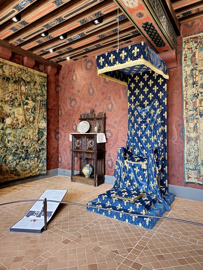 블루아성 2층 프랑수아 1세 왕좌.