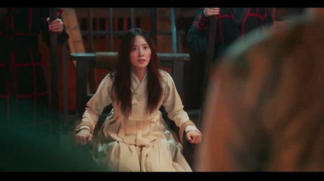 '폭군의 셰프' 임윤아, 체포되다 tvN&nbsp;