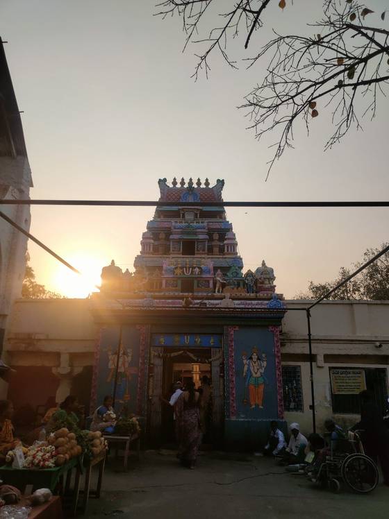 지난 3월 촬영된 인도 남부 텔랑가나 주의 하이데라바드에 위치한 ‘칠쿠르 발라지’ 사원 모습. 일명 ‘비자 잘 나오는 사원’으로 불린다. 사진 엑스(X)