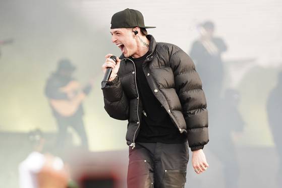 멕시코 가수 겸 인플루언서 페소 플루마. AP=연합뉴스