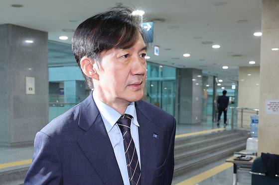 조국 조국혁신당 비상대책위원장이 19일 오전 서울 여의도 국회 의원회관에서 비공개로 열린 조국혁신당 직장 내 괴롭힘 및 성희롱·성폭력 예방 교육에 참석하고 있다. 뉴스1