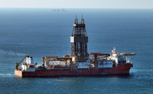 ▲ 부산항 남외항에 입항한 ‘대왕고래 시추선’ 웨스트 카펠라호.  한국석유공사 제공