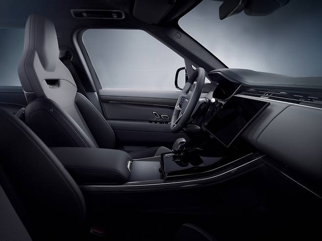 올 뉴 레인지로버 스포츠 SV 에디션 투 내부./사진=JLR코리아