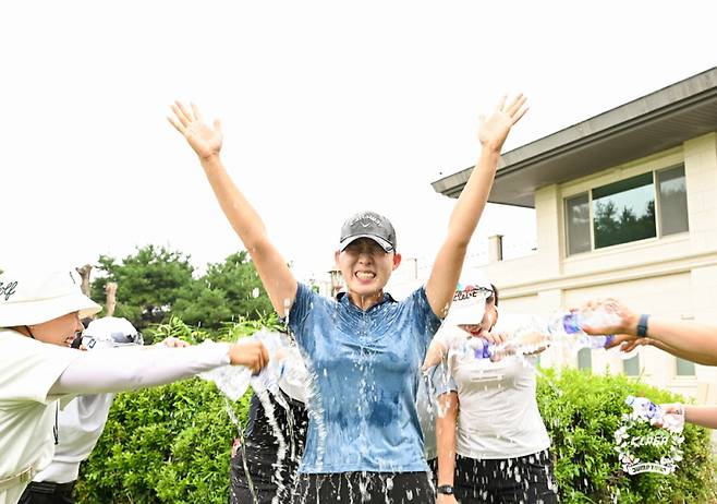 손예지가 점프투어 16차전 정상에 올랐다. KLPGA 제공