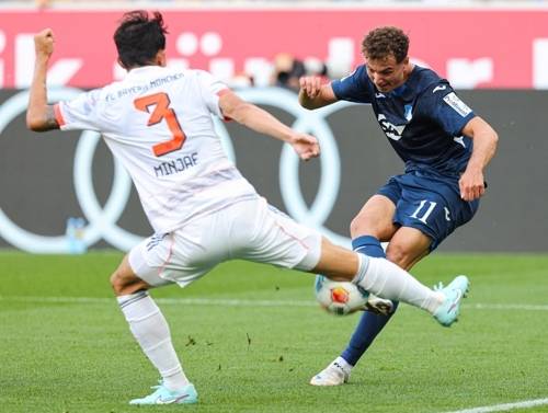 2025-2026시즌 분데스리가 4라운드 김미재가 상대 슈팅을 막고 있다. AFP연합뉴스