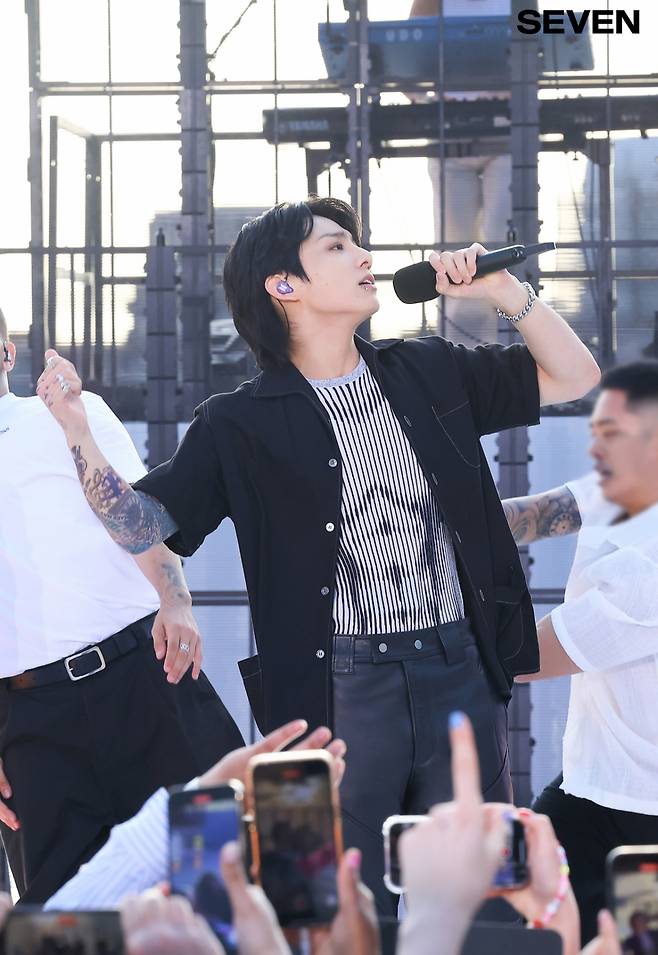 방탄소년단 정국 'Seven', 美 빌보드 글로벌 2개 차트 亞솔로 최초 113주·112주째 진입