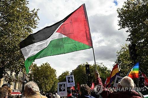 21일 프랑스 파리에서 열린 팔레스타인 지지 시위 기사 내용과 무관 [AFP 연합뉴스]