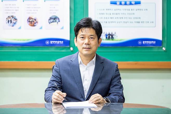 오광섭 광주 동아여중 교장