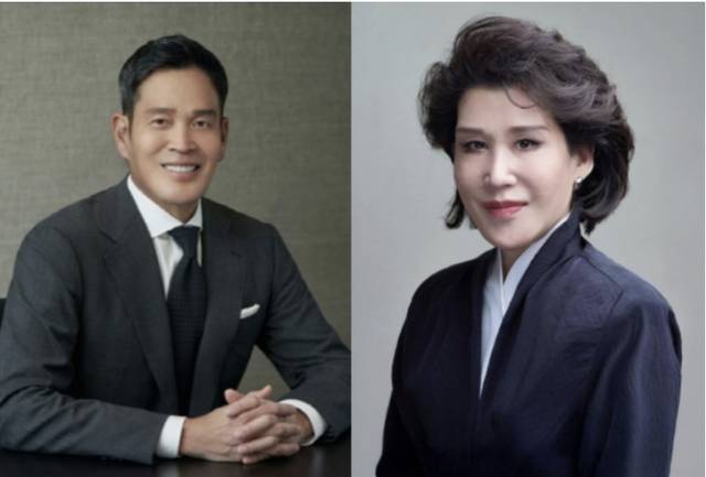 정용진 신세계그룹 회장(왼쪽)과 정유경 ㈜신세계 회장. [각 사 제공]