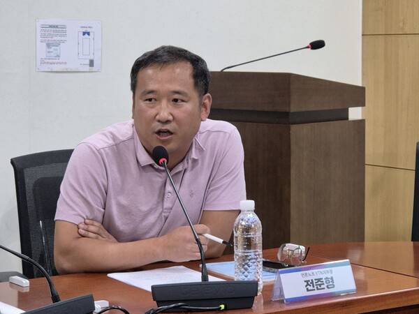 ▲전준형 YTN지부장이 22일 서울 여의도 의원회관에서 열린 '민주주의 회복을 위한 언론 정상화' 토론회에서 발제하고 있다. 사진=김예리 기자