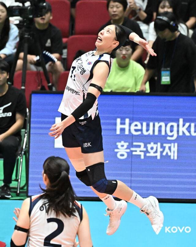 IBK기업은행 육서영(위). /사진=KOVO 제공