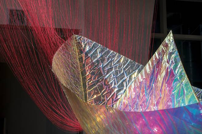 김선경作 ‘無와 有의 경계에서’