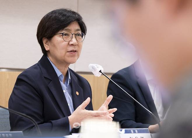 정은경 보건복지부 장관이 22일 출입기자단과 정책간담회를 하고 있다.(사진=복지부 제공)