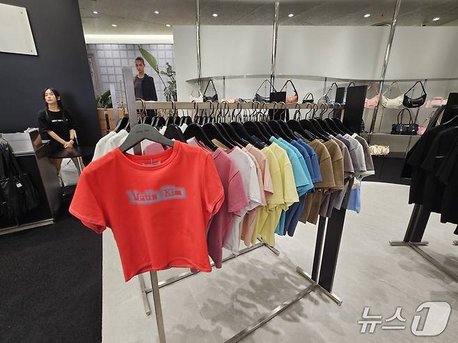 마뗑킴 시부야점 내부 모습.ⓒ 뉴스1/김진희 기자.