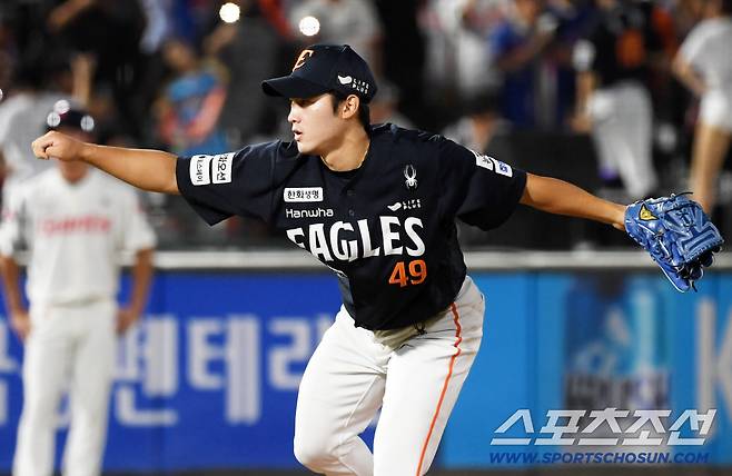 10일 부산 사직구장에서 열린 롯데 자이언츠와 한화 이글스의 경기. 한화 윤산흠이 역투하고 있다. 부산=박재만 기자 pjm@sportschosun.com/2025.09.10/