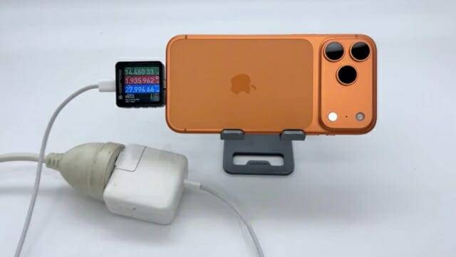 아이폰17 프로 맥스의 충전 테스트 결과가 공개됐다. (출처=유튜브 @ChargerLAB)