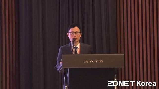 조성일 정상북한산리조트 대표가 23일 서울 강북구 한화호텔앤드리조트의 하이엔드 리조트 ‘안토’에서 기자간담회를 열었다.