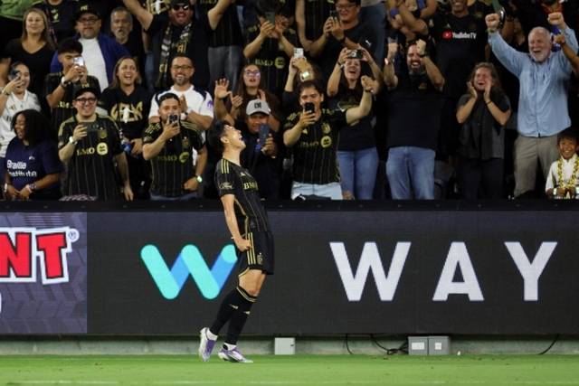 ▲ 로스앤젤레스 FC 손흥민이 지난 22일(한국 시간) 미국 캘리포니아 LA BMO 스타디움에서 열린 레알 솔트레이크와 2025 MLS 정규리그 맞대결 후반 추가시간 3분 역전골 겸 결승골을 터트린 뒤 포효하고 있다. AFP/연합뉴스