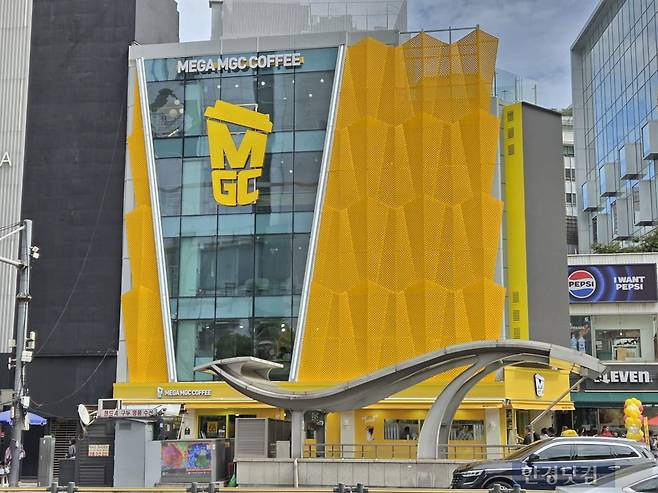 23일 서울 중구 명동에 위치한 메가MGC커피 명동입구점./사진=박수림 기자