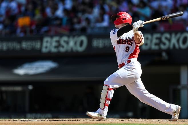 ▲ 윤도현은 이미 타격 재능 하나는 확실하게 눈도장을 받고 있다 ⓒKIA타이거즈