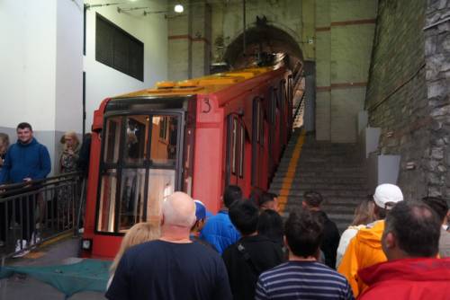 육동한 춘천시장 등 시 대표단은 23일(현지 시간) 이탈리아 북부 코모 호수의 정원 복합 공간