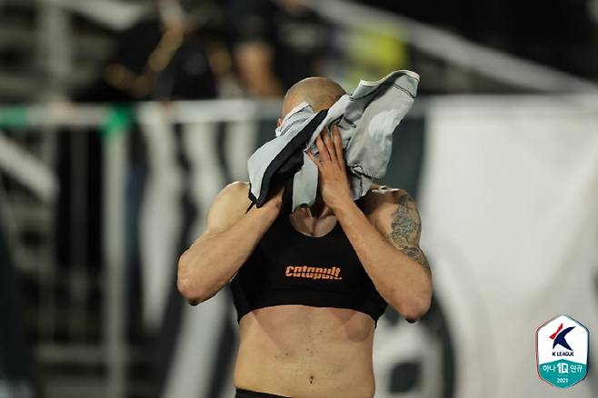 뮬리치가 K리그에 남긴 추억. 때는 2021년 4월이었다. 사진제공=한국프로축구연맹