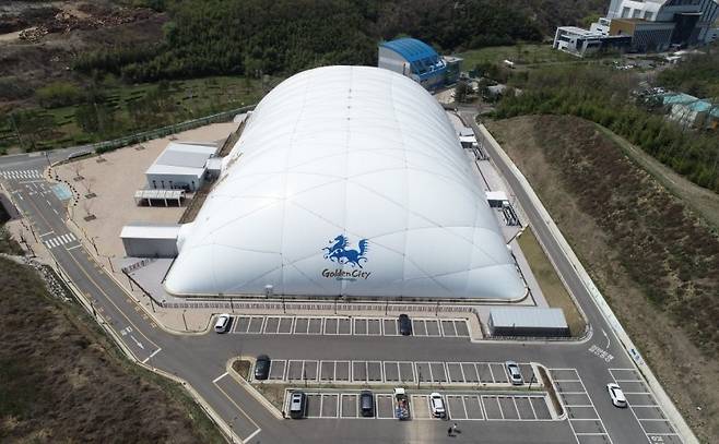 경주 스마트 에어돔 실내 축구장. 사진/필드원