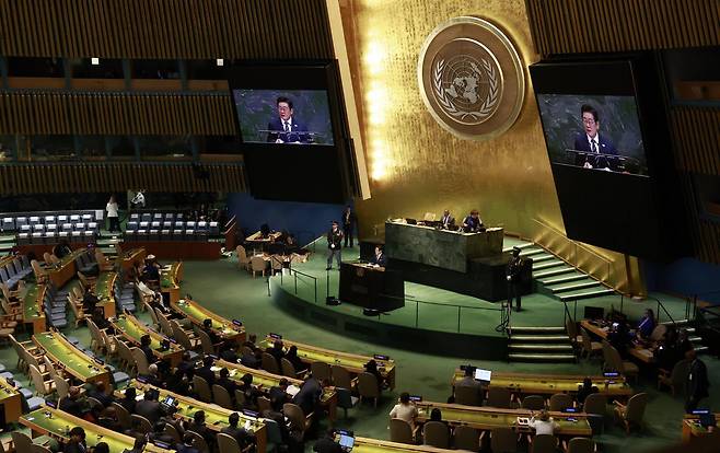 이재명 대통령이 23일(현지 시간) 미국 뉴욕 유엔 본부에서 열린 제80차 유엔 총회에서 기조연설을 하고 있다. 2025.09.24 뉴시스