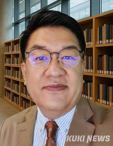 금진호 목원대학교 겸임교수/인간 중심 AI 저자&nbsp;